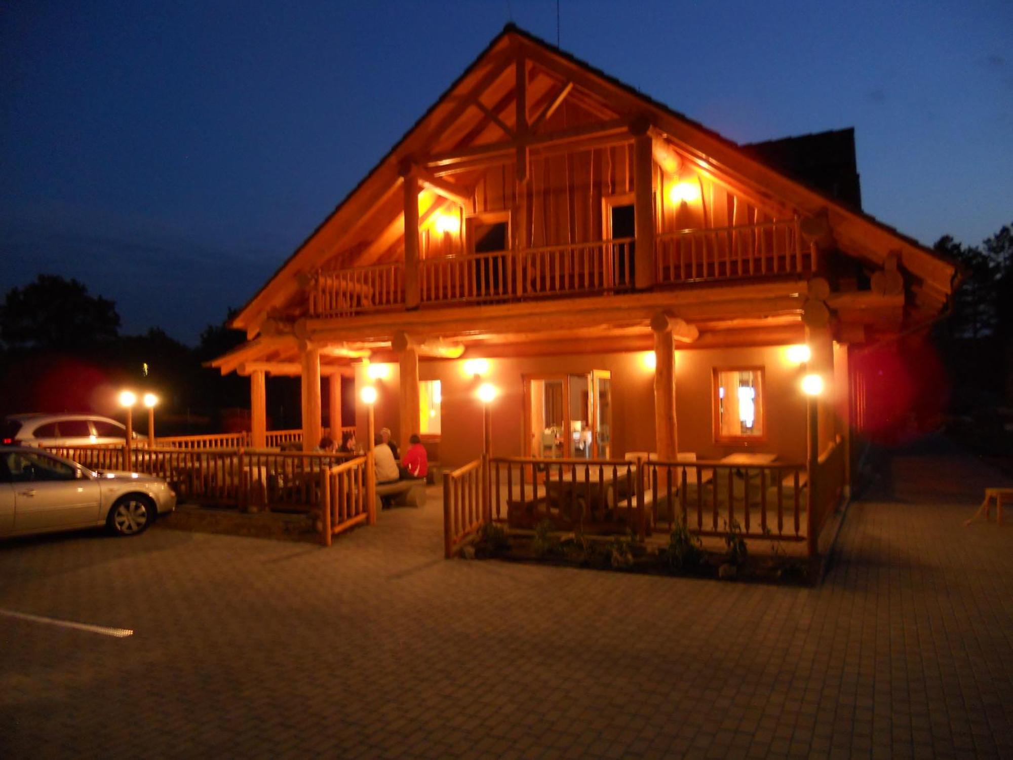 Penzion U Fabu Lednice Exterior photo